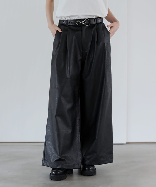 SOCCE（ソーシー）の「ヴィンテージ加工ワイドフレア合皮スラックス（スラックス・メンズ・ブルー系/ブラック/グレー系・S/M/L/XL）」の7枚目の写真