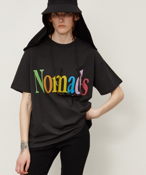 Auntie Rosa Holiday(アンティローザホリデー)の「NomadsカラーロゴオーバーサイズT(Tシャツ/カットソー・レディース・チャコールグレー/ホワイト・FREE)」の14枚目の写真