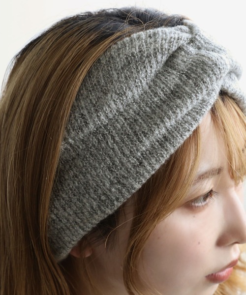 colleca la(コレカラ)の「2WAYツイストニットターバン(ヘアバンド・レディース・ブラック/グレー・FREE)」の6枚目の写真