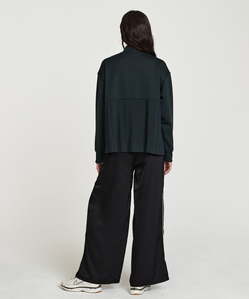 NIKE(ナイキ)の「ナイキ スポーツウェア ウィメンズ ルーズ ミッドライズ サテンパンツ / Nike Sportswear Women's Loose Mid-Rise Satin Pants IH1327-010 Black(その他パンツ・レディース・ブラック・L/M/S/XS/XL)」の15枚目の写真