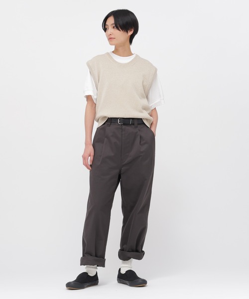MHL.(エムエイチエル)の「WASHED CHINO COTTON(その他パンツ・レディース・チャコール/オフホワイト・2/1/0/3)」の8枚目の写真