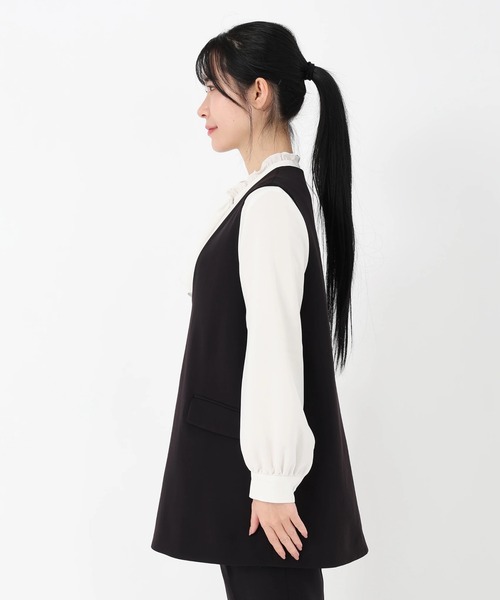 STRAWBERRY-FIELDS(ストロベリーフィールズ)の「フリーラインクロスⅡ_2WayストレッチVネックベスト(ベスト・レディース・ブラック・2)」の5枚目の写真