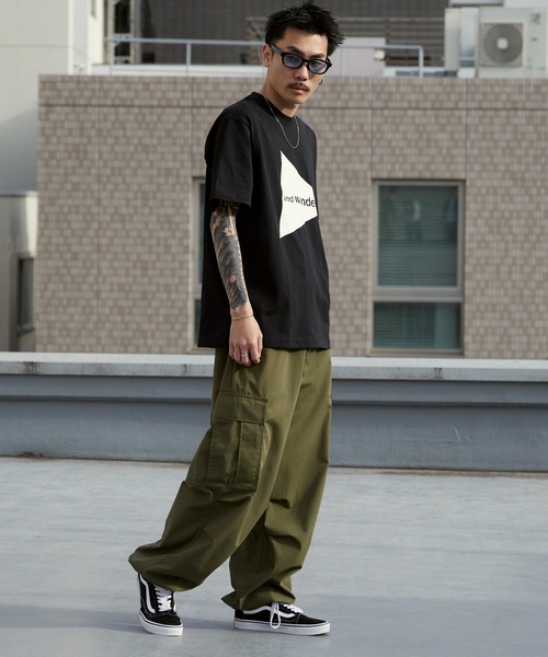 and wander(アンドワンダー)の「and wander/アンドワンダー and wander big logo SS T クルーネックTシャツ 2026年 夏 夏服(Tシャツ/カットソー・メンズ・ブラック/ホワイト・M/L/XL)」の18枚目の写真
