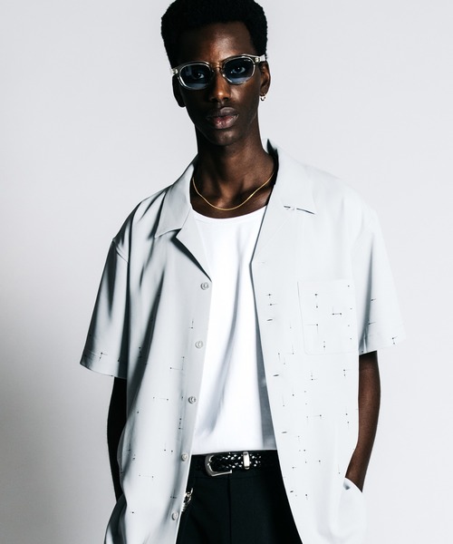CRIMIE（クライミー）の「TAILORED ORIGINAL KASURI GRAPHIC S/S SHIRT _ EASY CARE（シャツ/ブラウス・メンズ・ブラック/ホワイト/ライトブルー・XXL/XL/L/M）」の3枚目の写真
