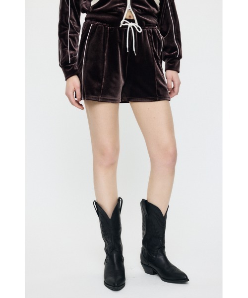 MOUSSY（マウジー）の「【26年SS新作】【セットアップ対応】VELOUR トラックショートパンツ（その他パンツ・レディース・アイボリー/ブラック/ブラウン・FREE）」の8枚目の写真
