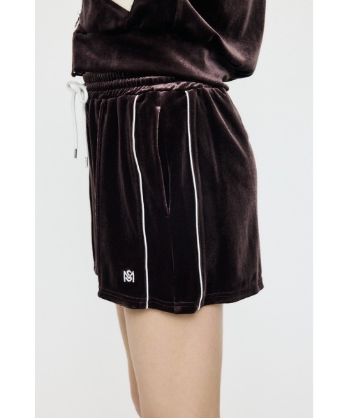 MOUSSY（マウジー）の「【26年SS新作】【セットアップ対応】VELOUR トラックショートパンツ（その他パンツ・レディース・アイボリー/ブラック/ブラウン・FREE）」の12枚目の写真