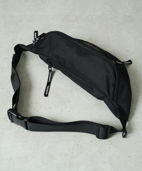 KANGOL（カンゴール）の「"06"≪KANGOL≫ブランドロゴマーク ウエストバッグ（ボディバッグ/ウエストポーチ・メンズ・ブラック×ホワイト/ブラック・ONE SIZE）」の8枚目の写真