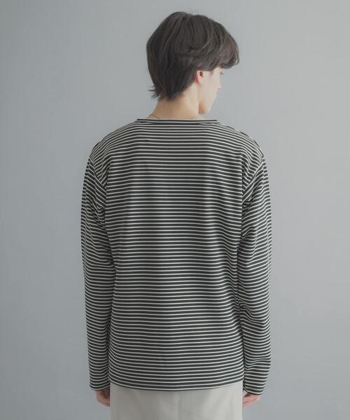 SENSE OF PLACE by URBAN RESEARCH(センスオブプレイスバイアーバンリサーチ)の「ボーダーヘンリーネックロングTシャツ(Tシャツ/カットソー・メンズ・アイボリー/ブラック/ホワイト系その他・MEDIUM/LARGE)」の6枚目の写真