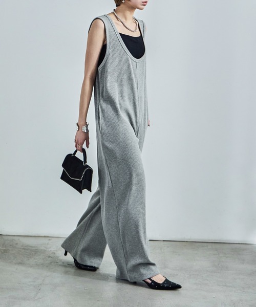Fashion Letter(ファッションレター)の「針抜きテレコ リブニットオールインワン(サロペット/オーバーオール・レディース・カーキ/グレイッシュベージュ/ブラック/杢グレー・M)」の15枚目の写真