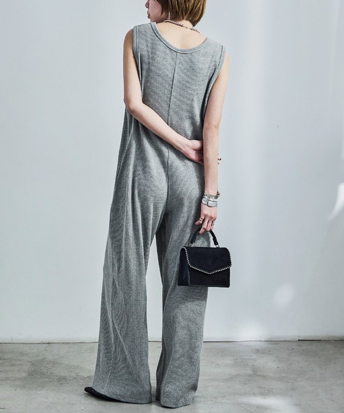 Fashion Letter(ファッションレター)の「針抜きテレコ リブニットオールインワン(サロペット/オーバーオール・レディース・カーキ/グレイッシュベージュ/ブラック/杢グレー・M)」の18枚目の写真