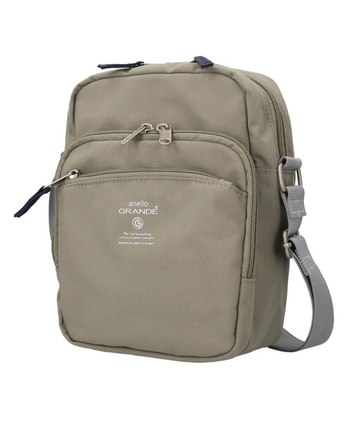 anello GRANDE(アネログランデ)の「anelloGRANDE キャビン スクエアショルダー(ショルダーバッグ・レディース・ブラック/グレイッシュベージュ/オリーブ/ダークブラック/ベージュ/モスグリーン/ピンク・FREE)」の4枚目の写真