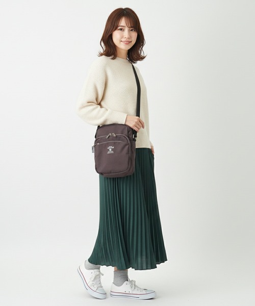 anello GRANDE(アネログランデ)の「anelloGRANDE キャビン スクエアショルダー(ショルダーバッグ・レディース・ブラック/グレイッシュベージュ/オリーブ/ダークブラック/ベージュ/モスグリーン/ピンク・FREE)」の12枚目の写真