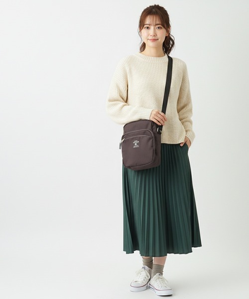 anello GRANDE(アネログランデ)の「anelloGRANDE キャビン スクエアショルダー(ショルダーバッグ・レディース・ブラック/グレイッシュベージュ/オリーブ/ダークブラック/ベージュ/モスグリーン/ピンク・FREE)」の15枚目の写真