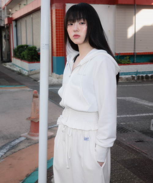 ROSEFRANTZ（ロゼフランツ）の「Back Pocket String Sweatpants [Ivory]（スウェットパンツ・レディース・アイボリー・OS）」の4枚目の写真