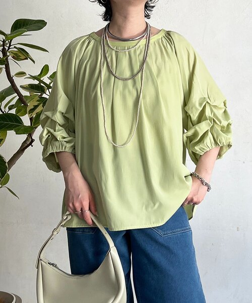 un dix cors(アンディコール)の「ボリュームスリーブブラウス(シャツ/ブラウス・レディース・オフホワイト/チャコールグレー/イエロー・FREE)」の20枚目の写真