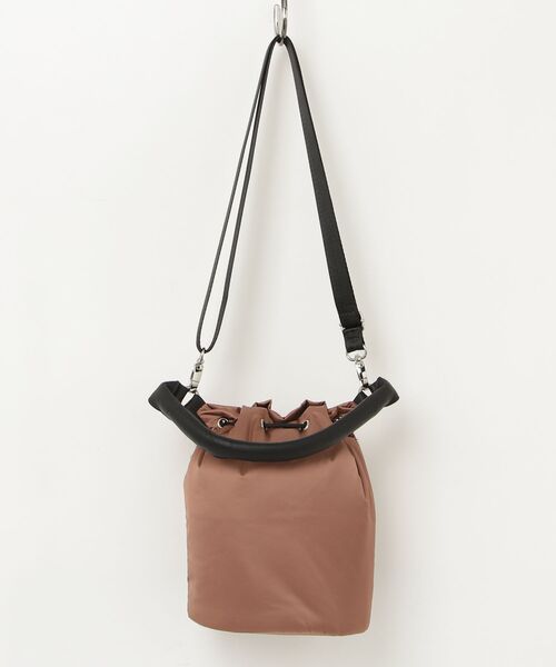 OUTDOOR PRODUCTS（アウトドアプロダクツ）の「(OUTDOOR PRODUCTS)STUDS DRAWSTRING BAG（ショルダーバッグ・レディース・ブラウン/ブラック・ONE SIZE）」の9枚目の写真