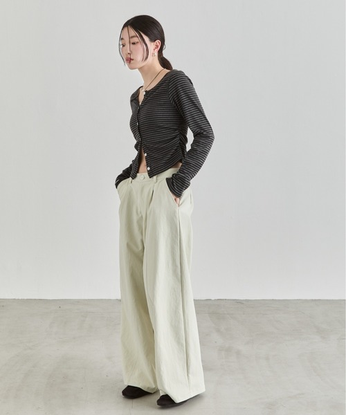 NUJOH（ヌゾ）の「Stripe Button Top / ボーダーボタンカットソートップス（Tシャツ/カットソー・レディース・ワイン/ブラック/ブラウン・FREE）」の4枚目の写真