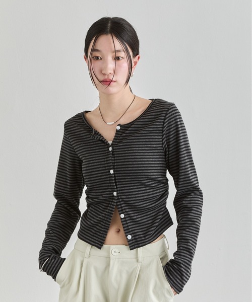 NUJOH（ヌゾ）の「Stripe Button Top / ボーダーボタンカットソートップス（Tシャツ/カットソー・レディース・ワイン/ブラック/ブラウン・FREE）」の12枚目の写真