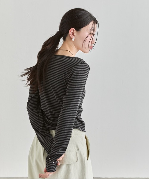 NUJOH（ヌゾ）の「Stripe Button Top / ボーダーボタンカットソートップス（Tシャツ/カットソー・レディース・ワイン/ブラック/ブラウン・FREE）」の19枚目の写真