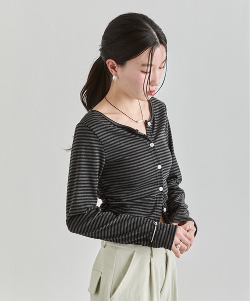 NUJOH（ヌゾ）の「Stripe Button Top / ボーダーボタンカットソートップス（Tシャツ/カットソー・レディース・ワイン/ブラック/ブラウン・FREE）」の15枚目の写真