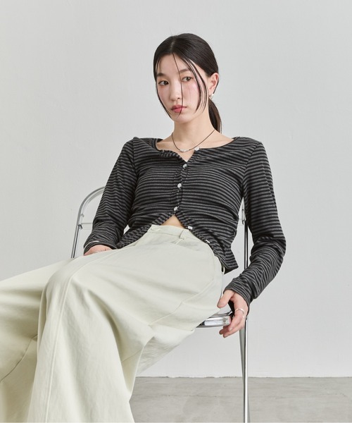NUJOH（ヌゾ）の「Stripe Button Top / ボーダーボタンカットソートップス（Tシャツ/カットソー・レディース・ワイン/ブラック/ブラウン・FREE）」の17枚目の写真