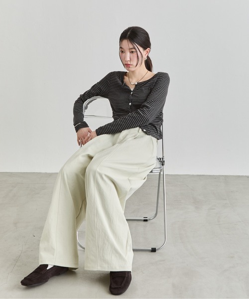 NUJOH（ヌゾ）の「Stripe Button Top / ボーダーボタンカットソートップス（Tシャツ/カットソー・レディース・ワイン/ブラック/ブラウン・FREE）」の5枚目の写真