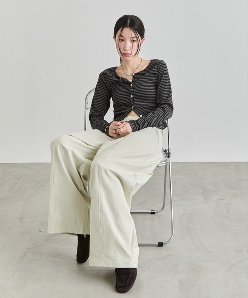 NUJOH（ヌゾ）の「Stripe Button Top / ボーダーボタンカットソートップス（Tシャツ/カットソー・レディース・ワイン/ブラック/ブラウン・FREE）」の6枚目の写真