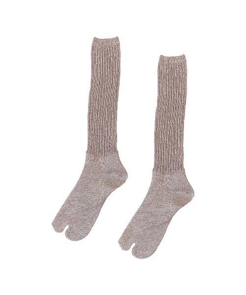 FAKUI(ファクイ)の「GLITTER TABI LOOSE SOCKS / ラメ足袋ルーズソックス(ソックス/靴下・レディース・ゴールド/ピンク/シルバー・22.0~24.0cm)」の2枚目の写真
