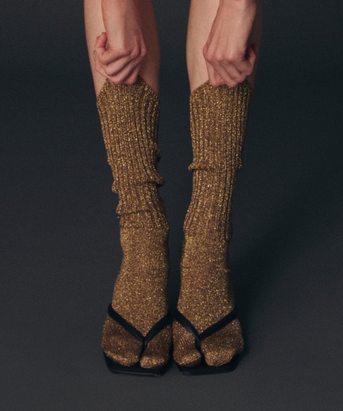 FAKUI(ファクイ)の「GLITTER TABI LOOSE SOCKS / ラメ足袋ルーズソックス(ソックス/靴下・レディース・ゴールド/ピンク/シルバー・22.0~24.0cm)」の11枚目の写真