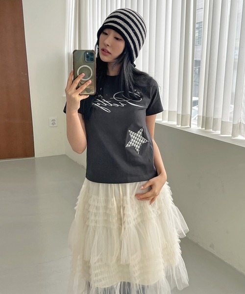 UNE MANSION(ユヌマンション)の「レタリングスターアップリケTシャツカットソー(Tシャツ/カットソー・レディース・ホワイト/チャコールグレー・FREE)」の15枚目の写真