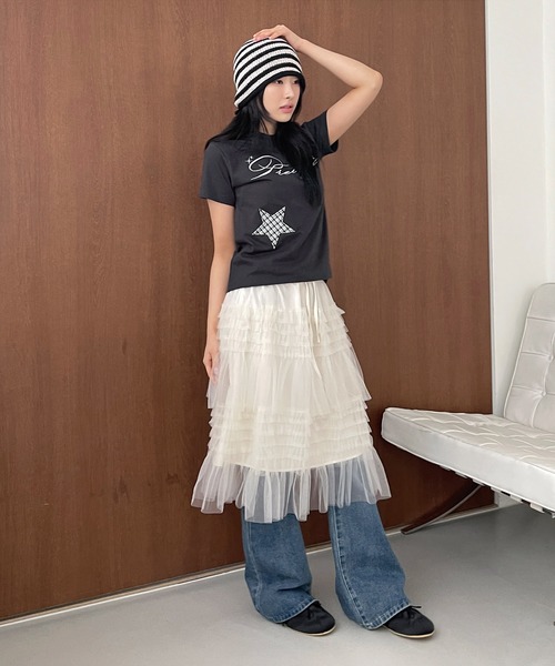 UNE MANSION(ユヌマンション)の「レタリングスターアップリケTシャツカットソー(Tシャツ/カットソー・レディース・ホワイト/チャコールグレー・FREE)」の19枚目の写真