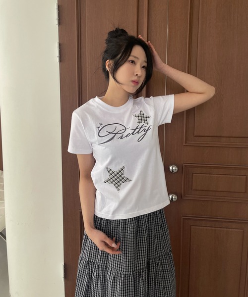 UNE MANSION(ユヌマンション)の「レタリングスターアップリケTシャツカットソー(Tシャツ/カットソー・レディース・ホワイト/チャコールグレー・FREE)」の12枚目の写真