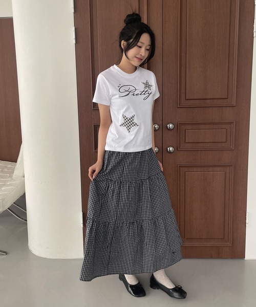 UNE MANSION(ユヌマンション)の「レタリングスターアップリケTシャツカットソー(Tシャツ/カットソー・レディース・ホワイト/チャコールグレー・FREE)」の8枚目の写真