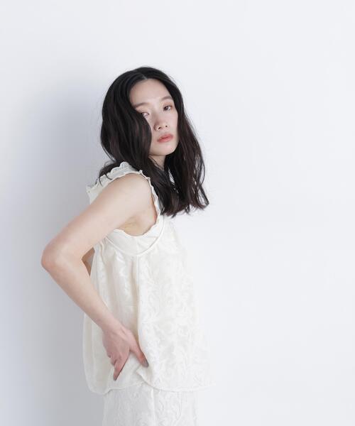 N.(N. Natural Beauty Basic)(エヌエヌナチュラルビューティーベーシック)の「フラワーメッシュ SETUP キャミソール(キャミソール・レディース・ブラウン/オフホワイト・フリ-)」の5枚目の写真