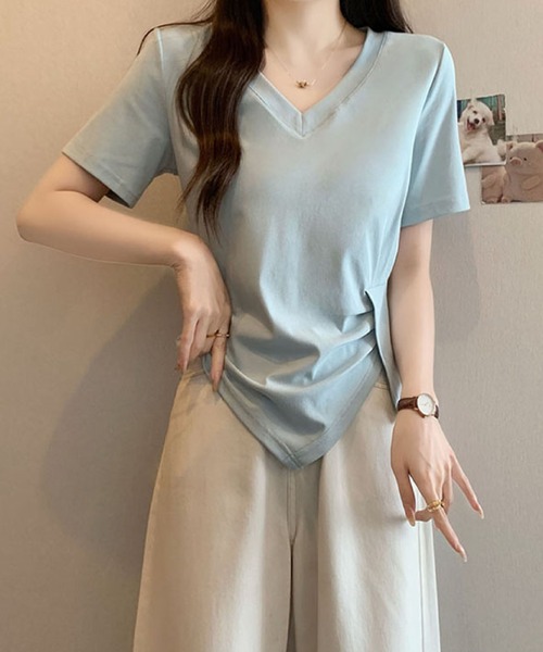 2ly2(トゥーリートゥー)の「Vネック サイドドレープトップス(Tシャツ/カットソー・レディース・ブルー/ピンク/ホワイト/ブラック・FREE)」の11枚目の写真