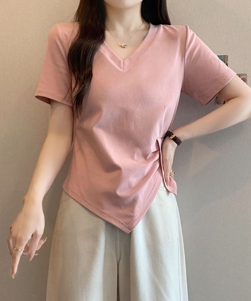 2ly2(トゥーリートゥー)の「Vネック サイドドレープトップス(Tシャツ/カットソー・レディース・ブルー/ピンク/ホワイト/ブラック・FREE)」の17枚目の写真
