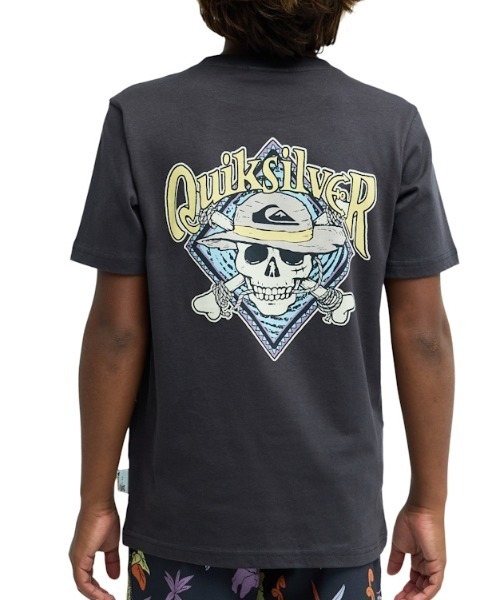 Quiksilver(クイックシルバー)の「クイックシルバー QUIKSILVER OPQS PIRATES ISLAND SS YOUTH(Tシャツ/カットソー・キッズ・ダークグレー/アイボリー・130cm/140cm/150cm/160cm)」の2枚目の写真