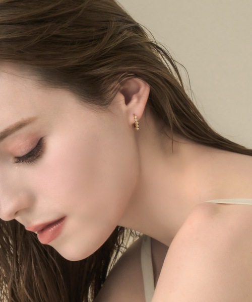 muku(ムク)の「PIERCE/ICE ZIRCONIA(ピアス(両耳用)・レディース・ゴールド/シルバー・FREE)」の7枚目の写真