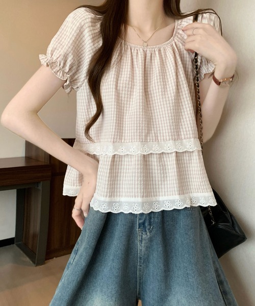 2ly2(トゥーリートゥー)の「ギンガムチェック フリルブラウス パフスリーブ ペプラムトップス(シャツ/ブラウス・レディース・イエロー/ブルー/ピンク・FREE)」の17枚目の写真