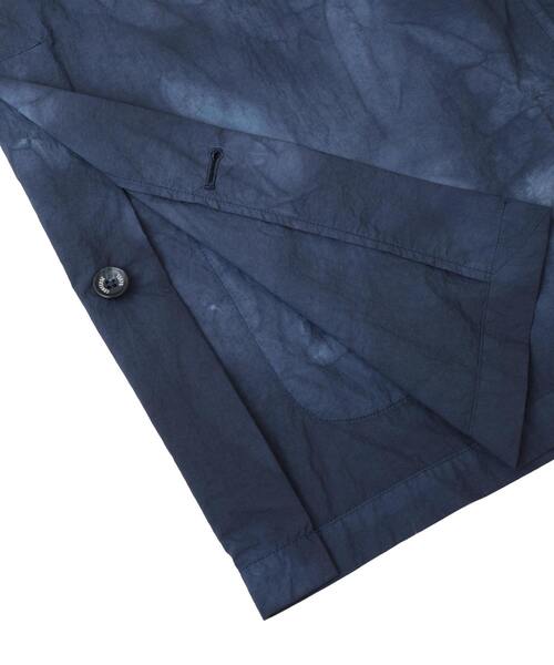CONVERSE TOKYO(コンバーストウキョウ)の「TIE DYED NYLON TAILORED JACKET(テーラードジャケット・レディース・ブルー/ライトグレー/ブラック・MEDIUM/SMALL)」の18枚目の写真