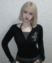 IFYOUWANT（イフユーウォント）の「Cross Henley Crop Long Sleeve Black（Tシャツ/カットソー）」