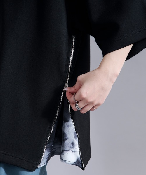 Ellno Loset(エルノロゼット)の「2wayサイドジップガラポンチTシャツ(Tシャツ/カットソー・メンズ・オフホワイト/ブラック・LARGE/MEDIUM/SMALL)」の15枚目の写真