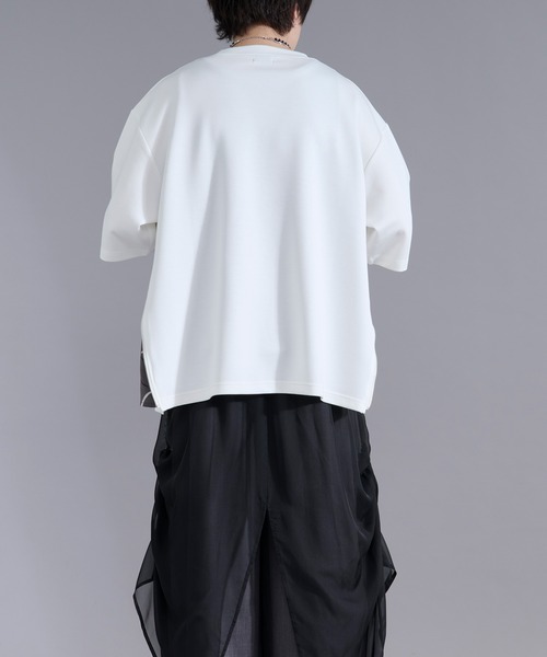 Ellno Loset(エルノロゼット)の「2wayサイドジップガラポンチTシャツ(Tシャツ/カットソー・メンズ・オフホワイト/ブラック・LARGE/MEDIUM/SMALL)」の3枚目の写真