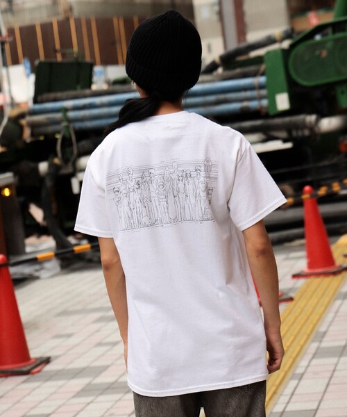 TOKYO CULTUART by BEAMS(トウキョウカルチャートバイビームス)の「水野健一郎 / NININ T-Shirt(Tシャツ/カットソー・レディース・チャコールグレー/ホワイト・SMALL/MEDIUM/LARGE/X-LARGE)」の3枚目の写真