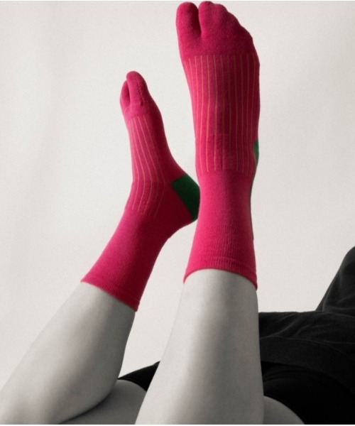 The Role design(ザロールデザイン)の「【 The Role design / ザ・ロールデザイン 】 SIDE LINE SOCKS WOMENS / サイドラインソックス ウィメンズ(ソックス/靴下・レディース・ダークブラウン/ピンク/マスタード・FREE)」の3枚目の写真
