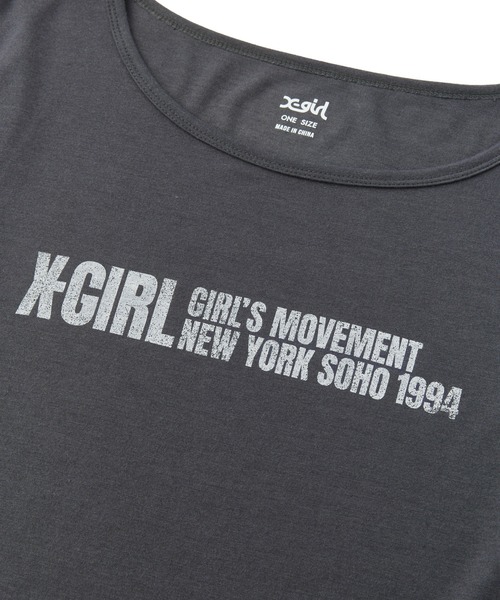 X-girl（エックスガール）の「RIBBONED HEM FADED LOGO S/S TEE（Tシャツ/カットソー・レディース・カモフラージュ/チャコール・ONE SIZE）」の9枚目の写真