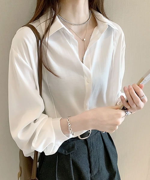 Pittok(ピットク)の「フロントタックライン シャツブラウス(シャツ/ブラウス・レディース・ブルー/ブラック/ホワイト・MEDIUM)」の5枚目の写真