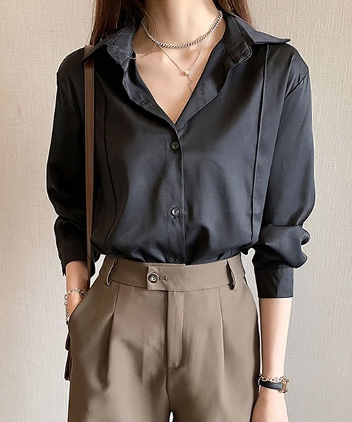 Pittok(ピットク)の「フロントタックライン シャツブラウス(シャツ/ブラウス・レディース・ブルー/ブラック/ホワイト・MEDIUM)」の9枚目の写真