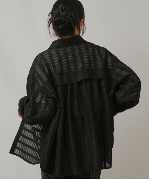 palm RICHE（ポームリシュ）の「シアーストライプSH（シャツ/ブラウス・レディース・ライトイエロー/ブラック/アイボリー・M）」の22枚目の写真