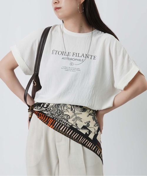 LUCA/LADY LUCK LUCA(ルカ/レディラックルカ)の「LC/LLL メッセージロゴT(Tシャツ/カットソー・レディース・チャコールグレー/グレー/オフホワイト・FREE)」の2枚目の写真